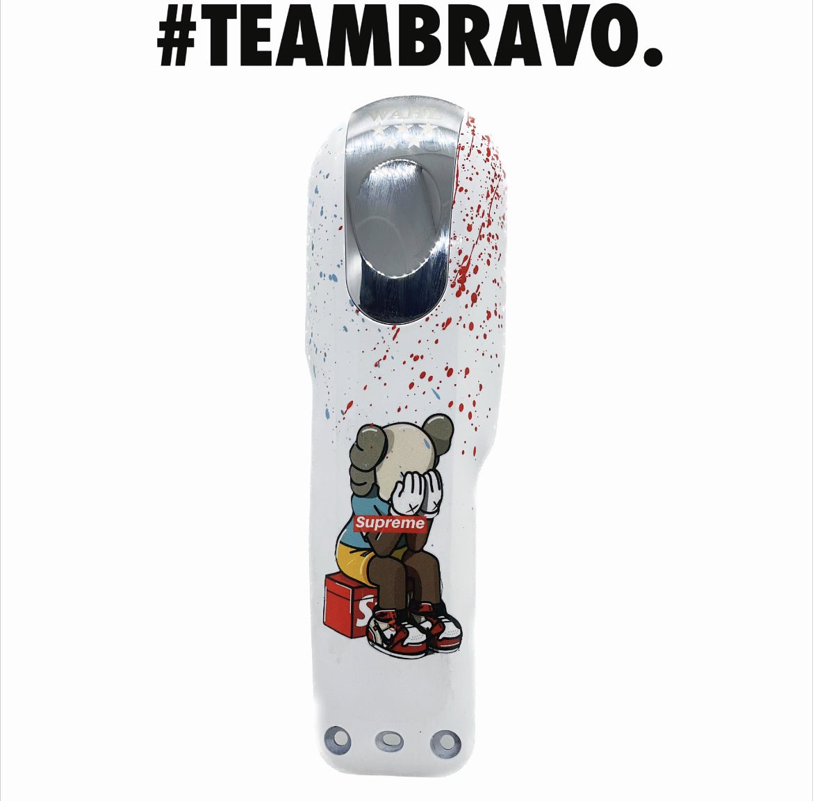 CARCASA MAGIC CLIP CUSTOM KAWS SENTADO - Bravo Spain